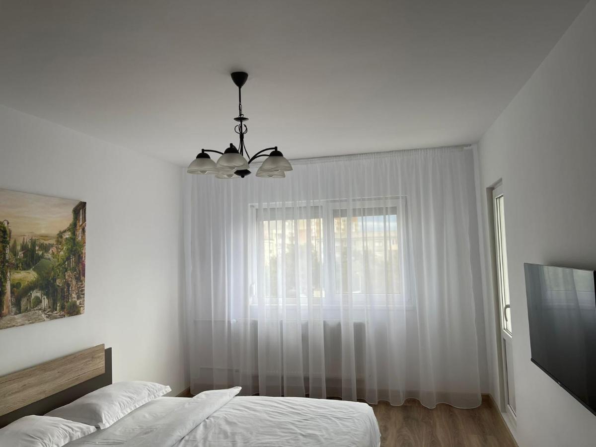 Angels Apartment 2 Oradea Εξωτερικό φωτογραφία